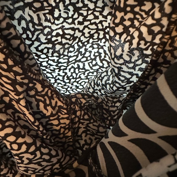 Assorti For Susan Freis Vintage Black & White Long Sleeve Pleated Dress SZ M(83) - Picture 11 of 13